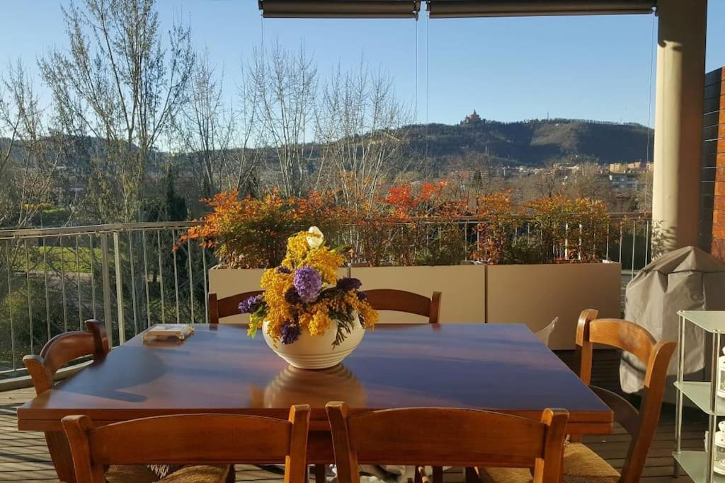 Appartamento Vista San Luca Con Terrazza Panoramica Болонья Экстерьер фото